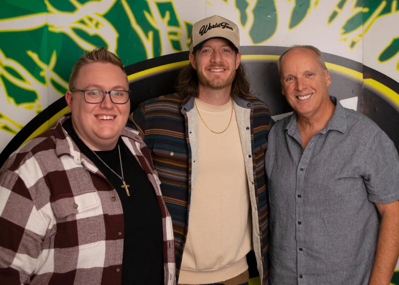 Tyler Hubbard at Froggy