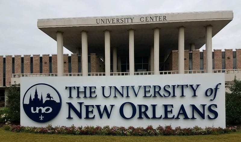 Alerts go out to UNO students to evacuate campus