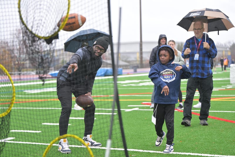 RG3 at USAA's Heroes Huddle at the Army-Navy Game