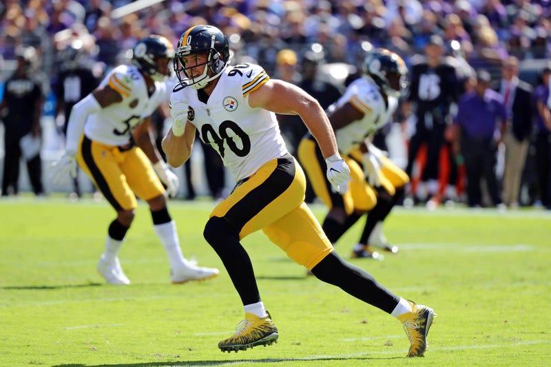 Pittsburgh Steelers linebacker TJ Watt (90) defends a pass