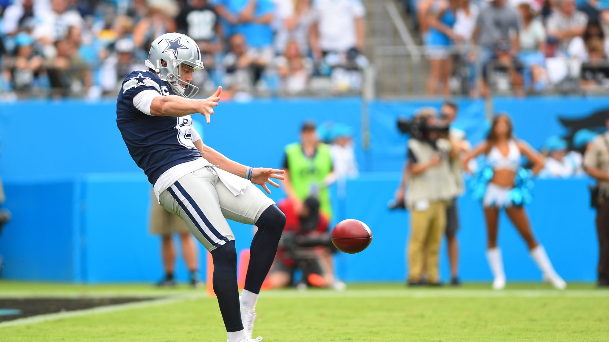 Cowboys punter Chris Jones out multiple weeks with core muscle injury