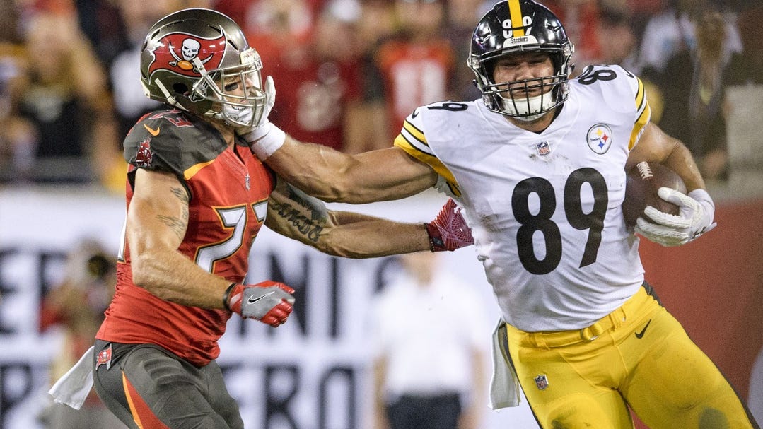 Steelers TE Vance McDonald announces retirement
