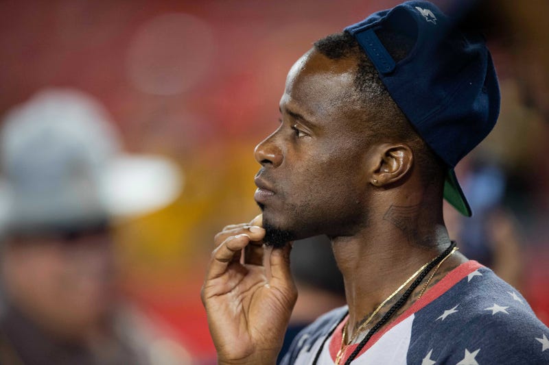 Pittsburgh Steelers former cornerback Ike Taylor looks on from the sideline prior to the game between the Pittsburgh Steelers and Tampa Bay Buccaneers