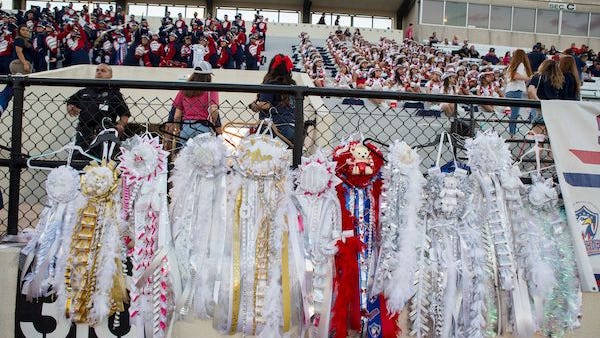 Arlington ISD holds the Guinness record for largest ever homecoming mum