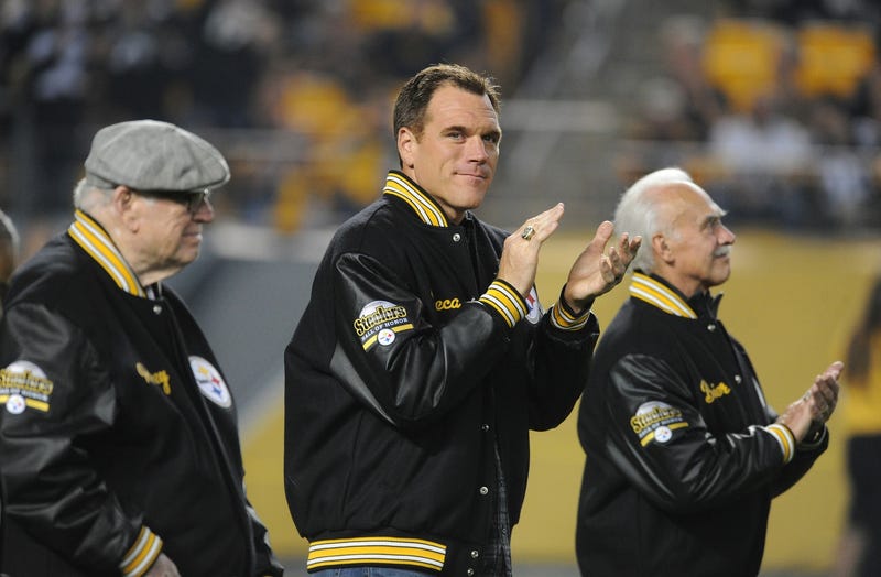 Alan Faneca honored at Heinz Field