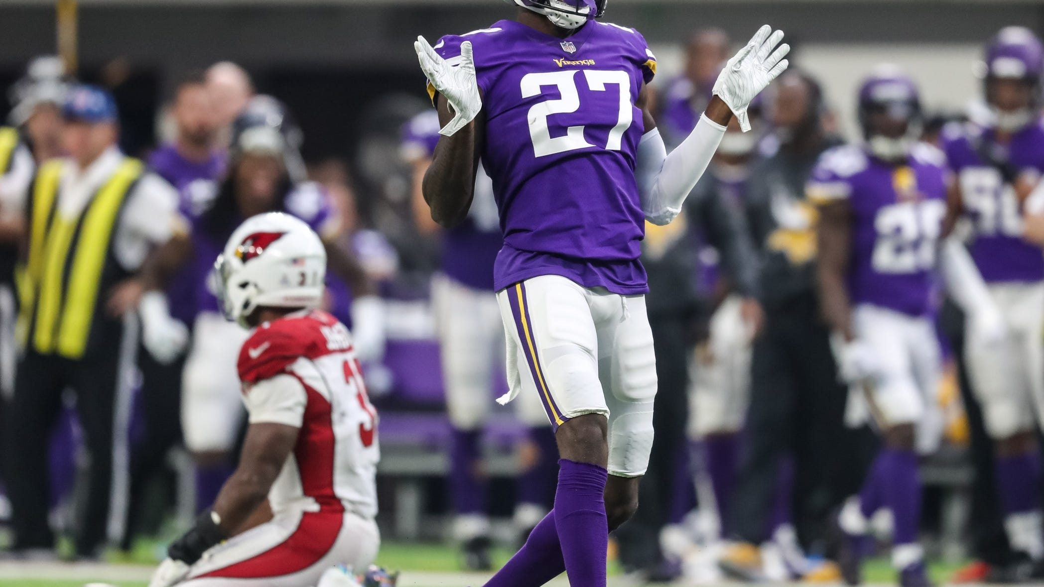 Report: Cowboys sign safety Jayron Kearse