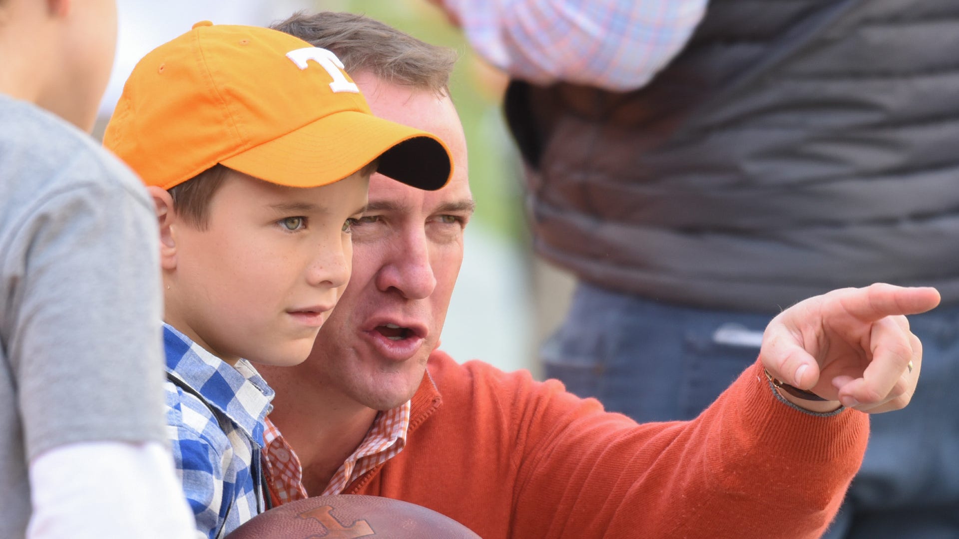 Peyton Manning's son replaced name on his jersey with 'J. Allen'