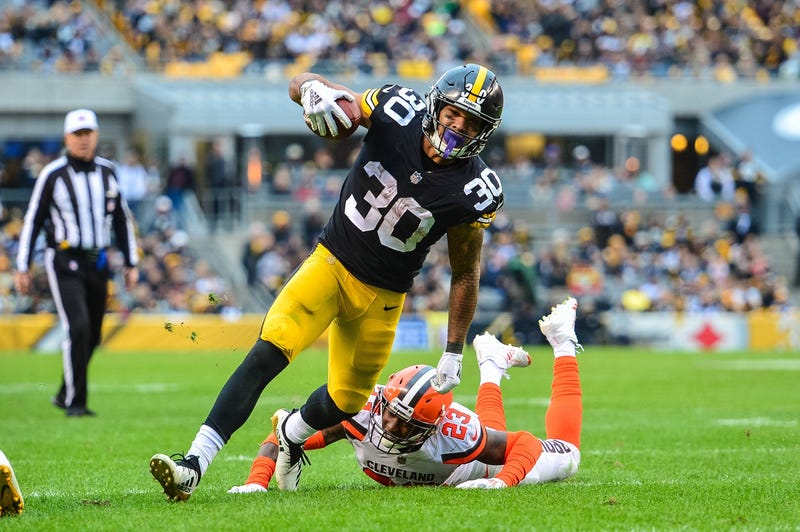 James Conner rushing for TD