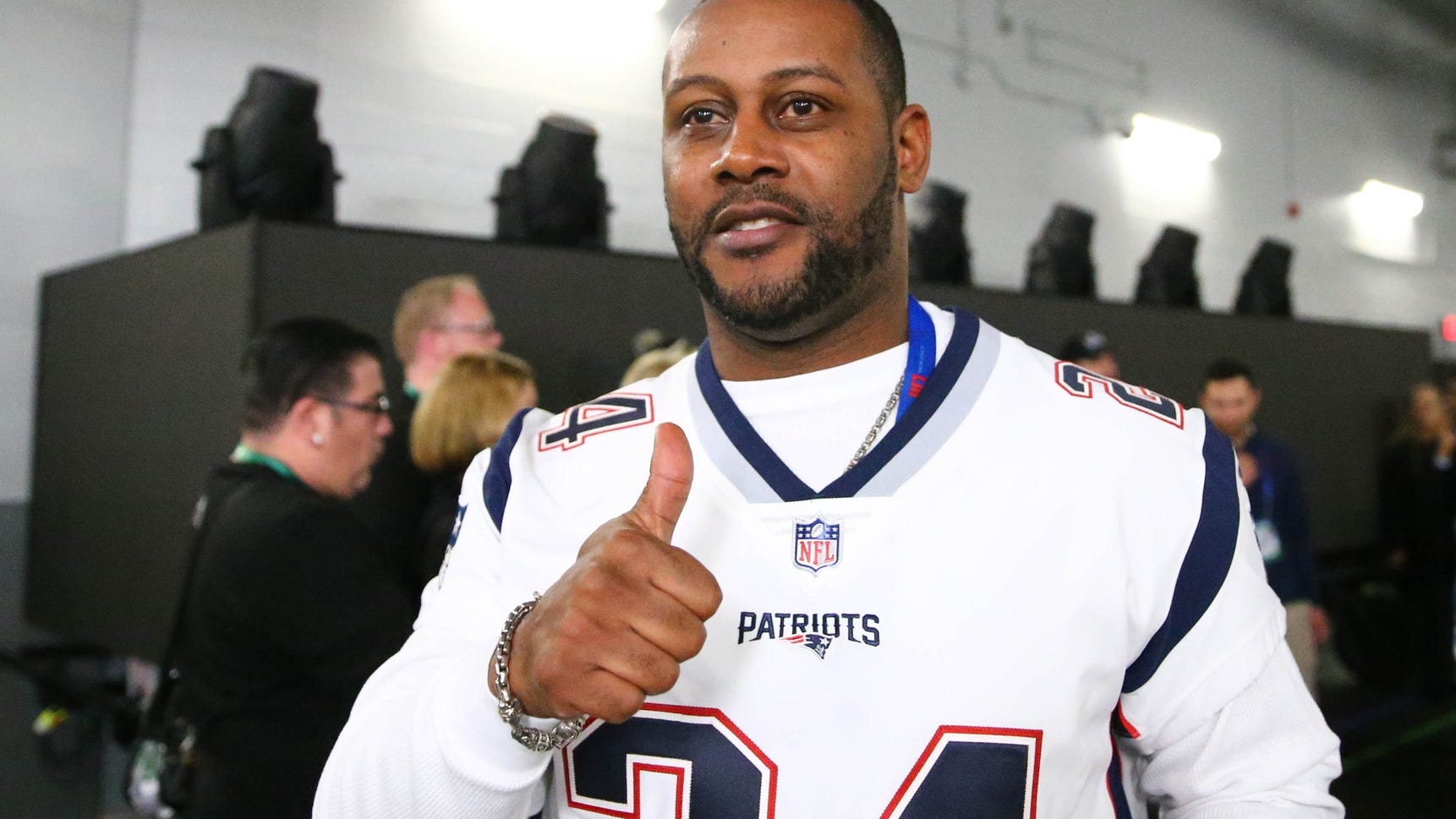 Ty Law on GHS responds to Peyton Manning’s comment about Patriots bugging locker