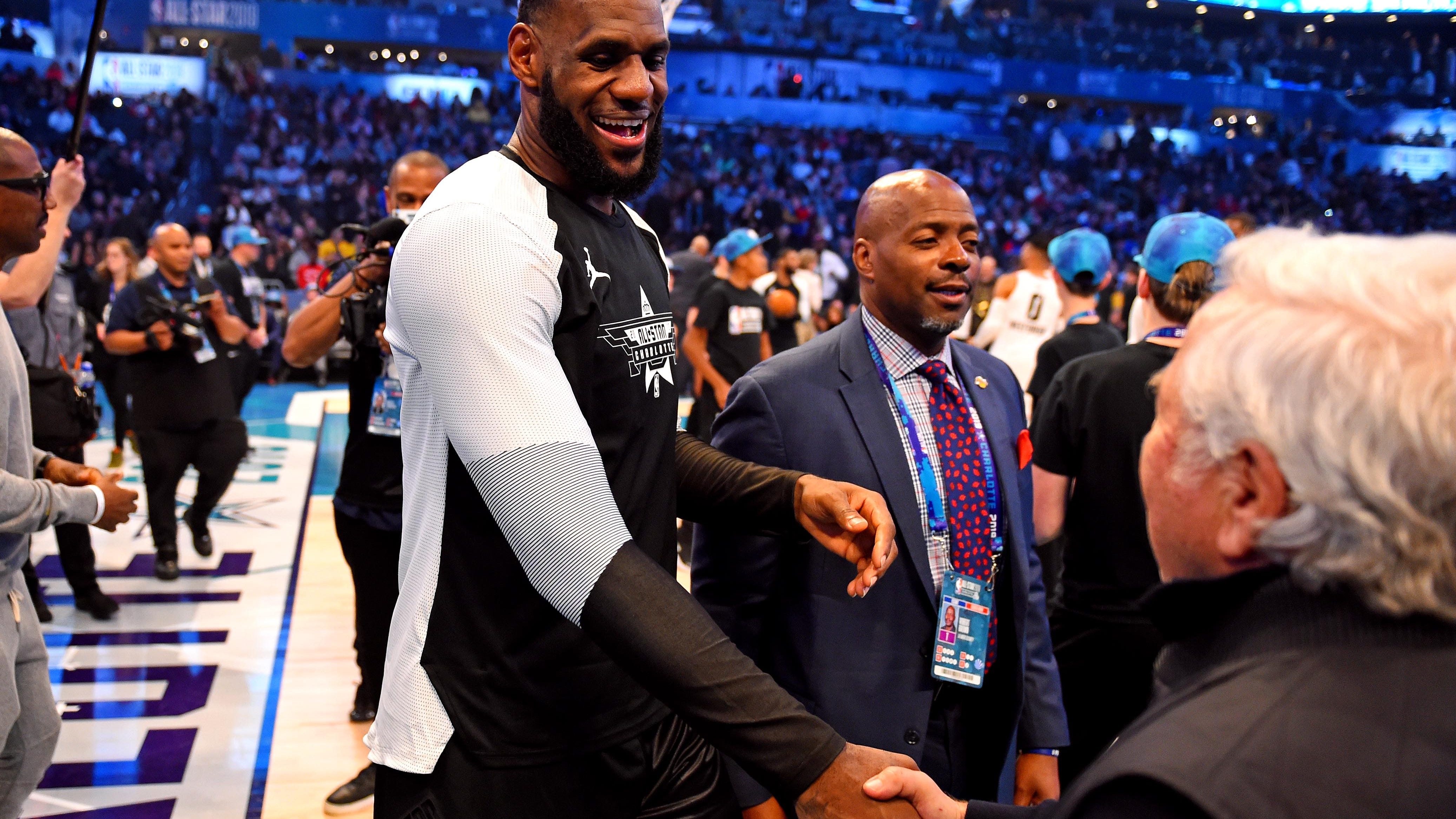 Why one ESPN analyst compares the Patriots to LeBron James and the Lakers…and not in a good way