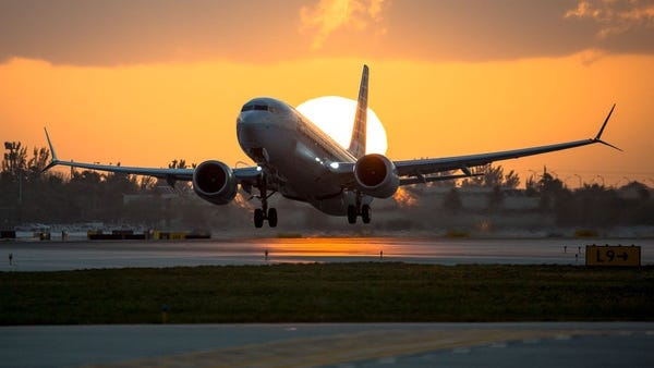 Ten unruly passengers fined $225K by FAA