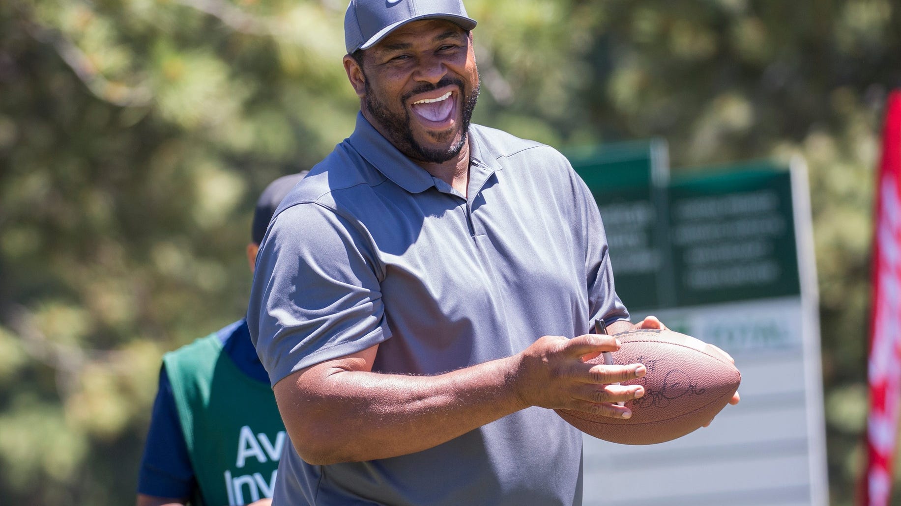 Bettis tells Fan, Najee can be much better than him
