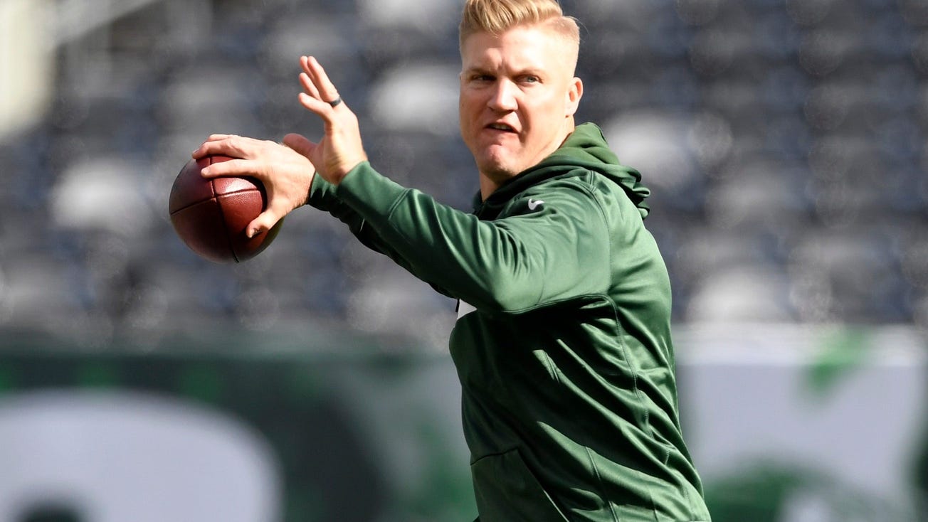 Texans continue discussions about head coach with backup QB Josh McCown, Jim Caldwell