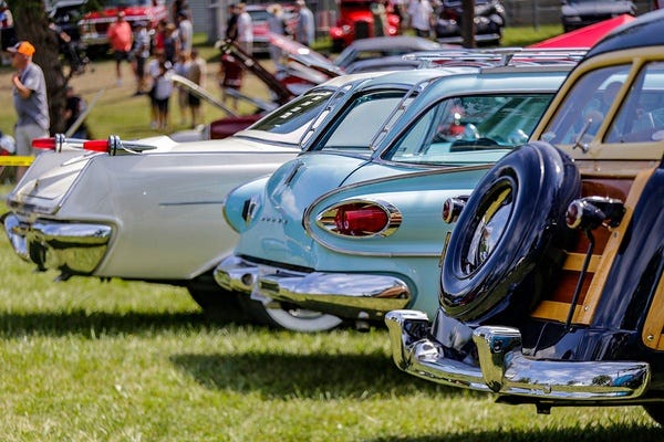 Dream Cruise cars