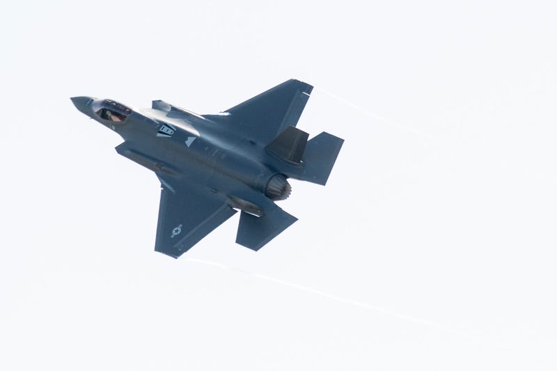 F35