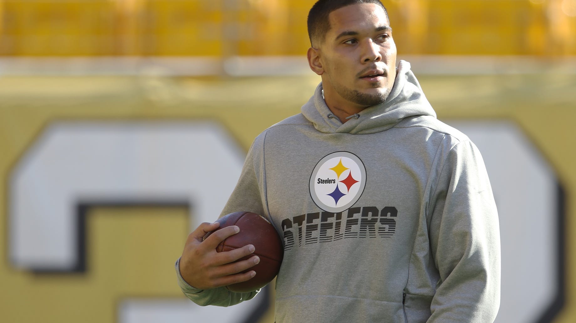 Conner, Edmunds and a pair of offensive lineman on Steelers injury report
