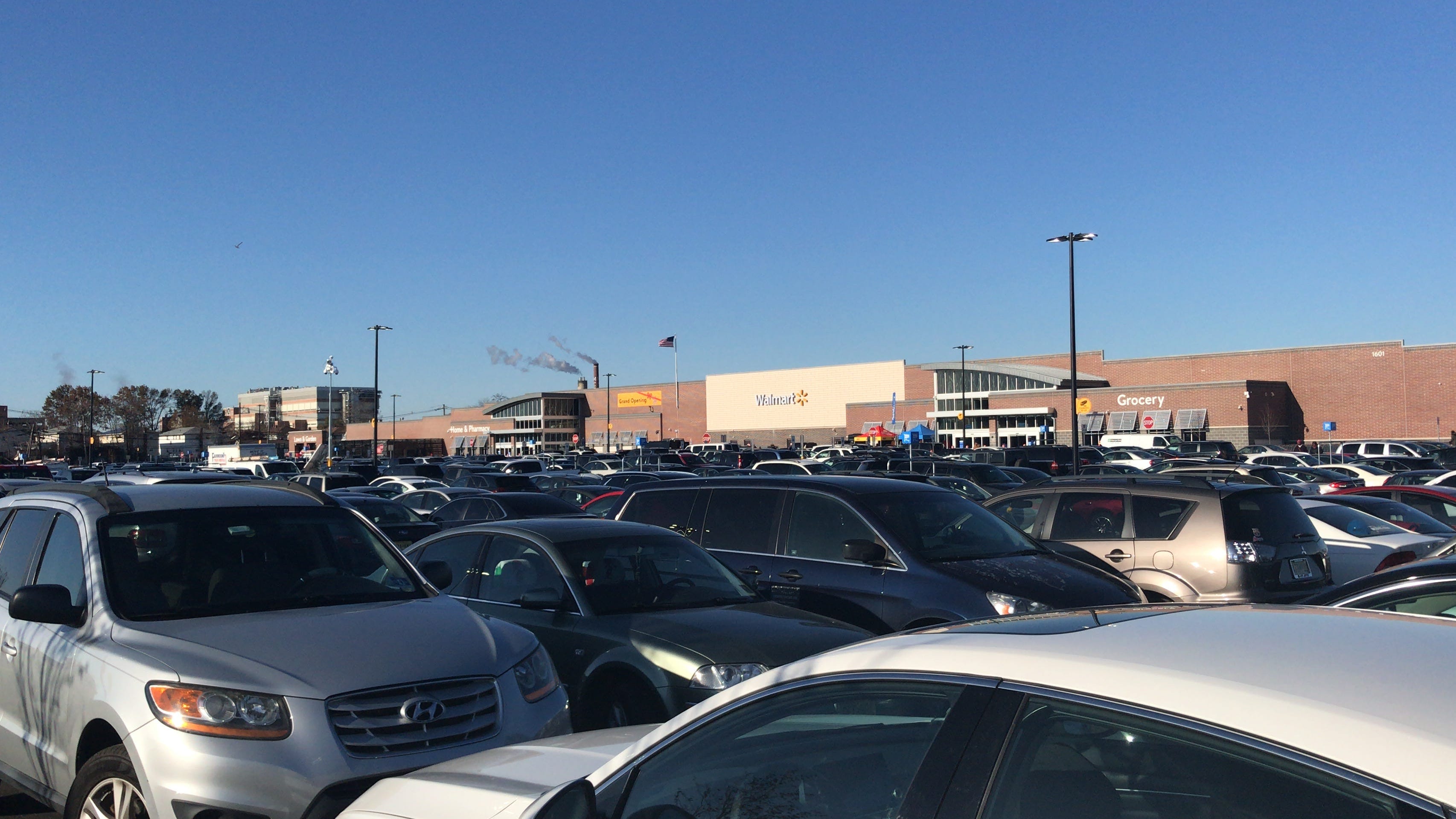NJ Walmart closes for sanitization after workers reportedly test positive for COVID-19