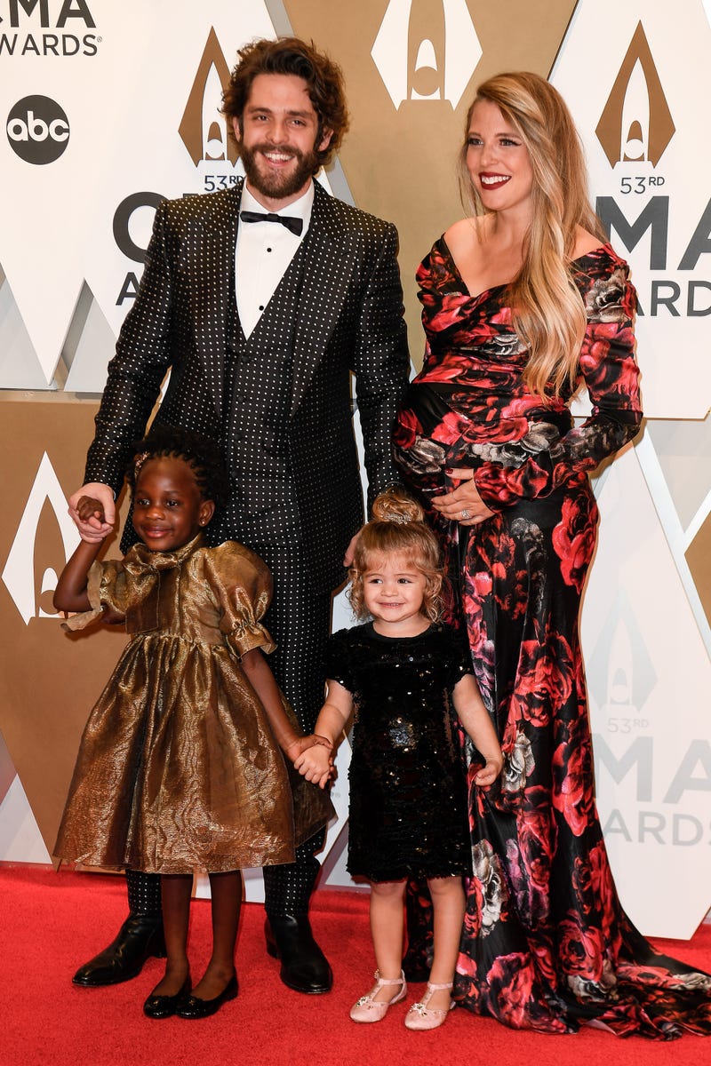 Thomas Rhett, Lauren Akins, and family on the red carpet prior to the 53rd Country Music Association Awards