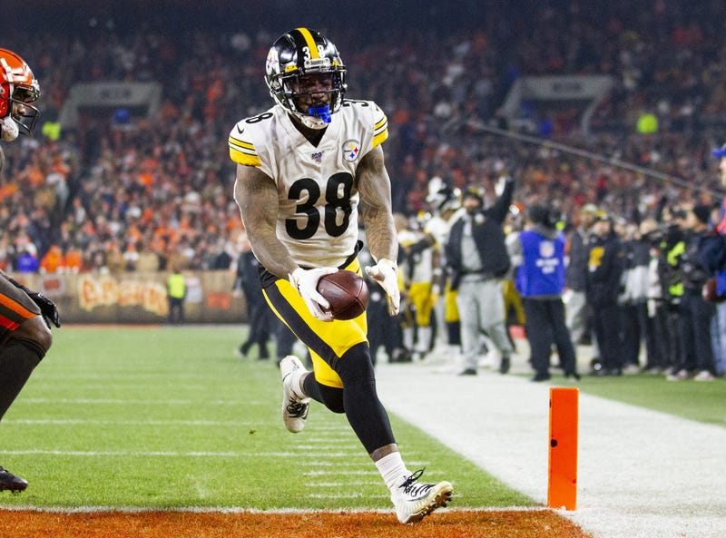 Jaylen Samuels scoring TD