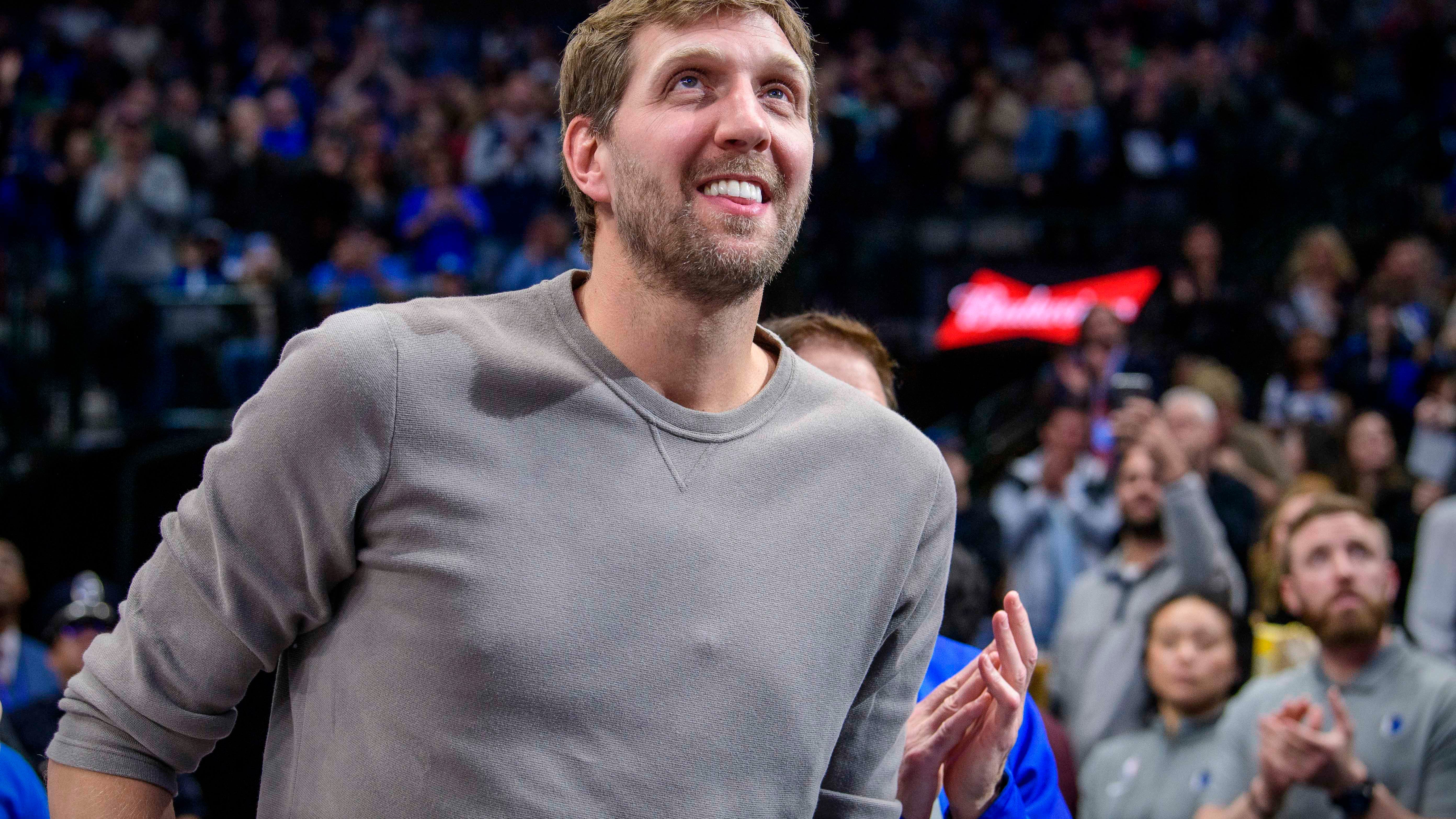 J.J. Barea on his favorite Dirk Nowitzki memories