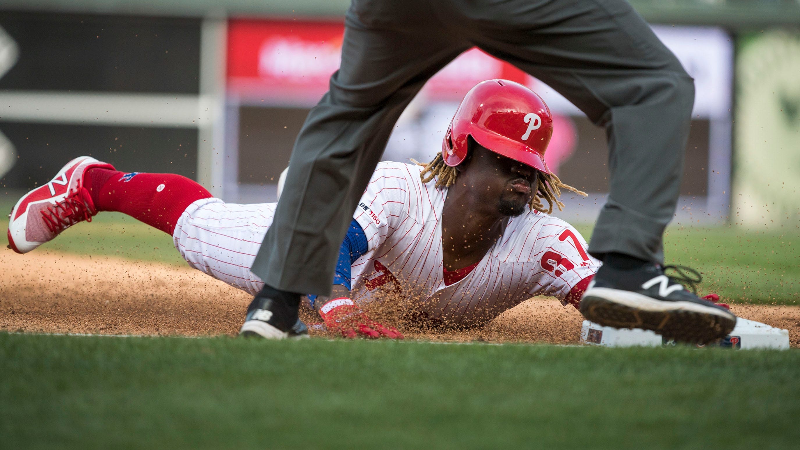 Phillies invite Odúbel Herrera to spring training mini-camp
