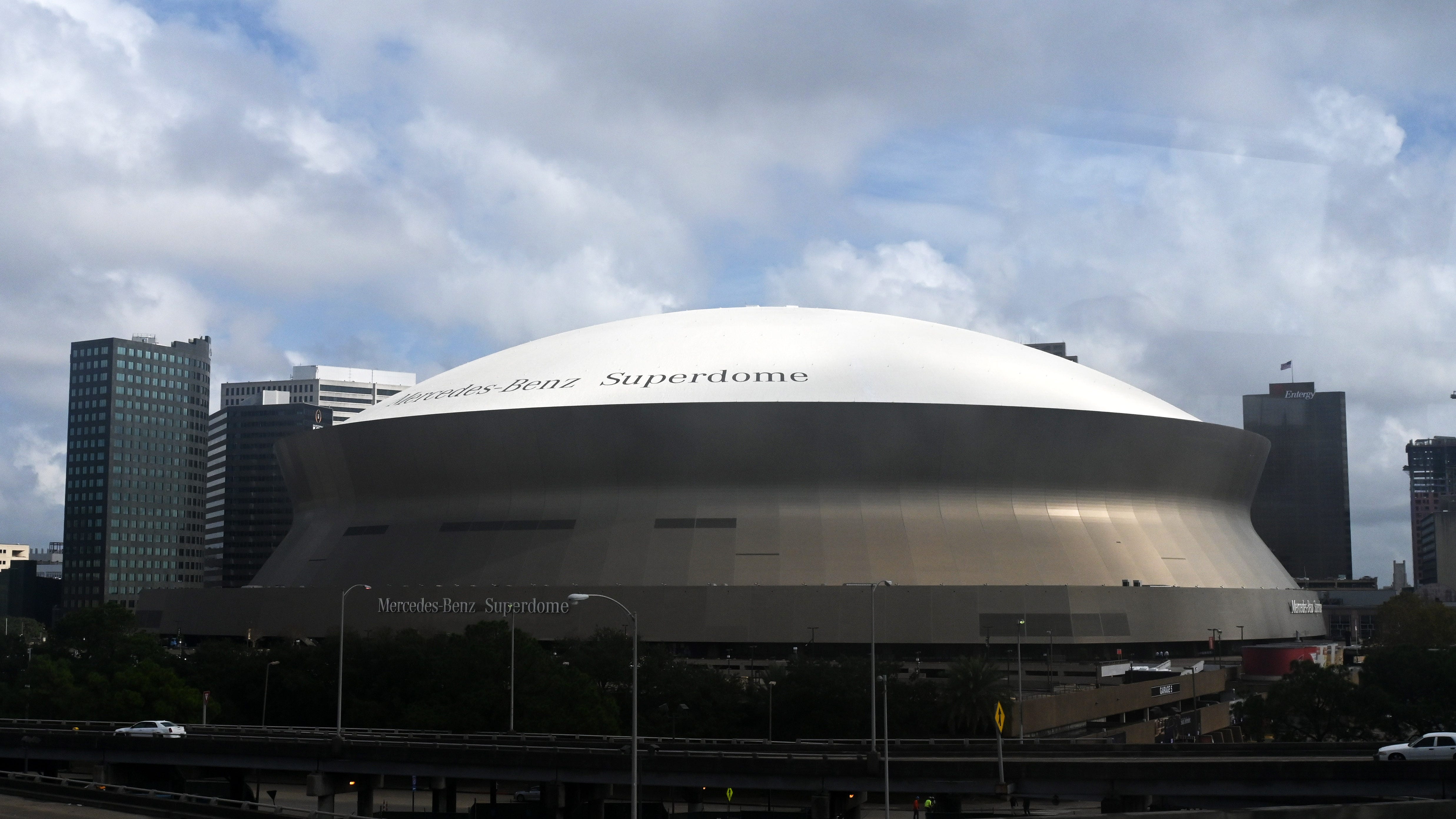 Saints troll Falcons' Super Bowl collapse while touting new Superdome escalators