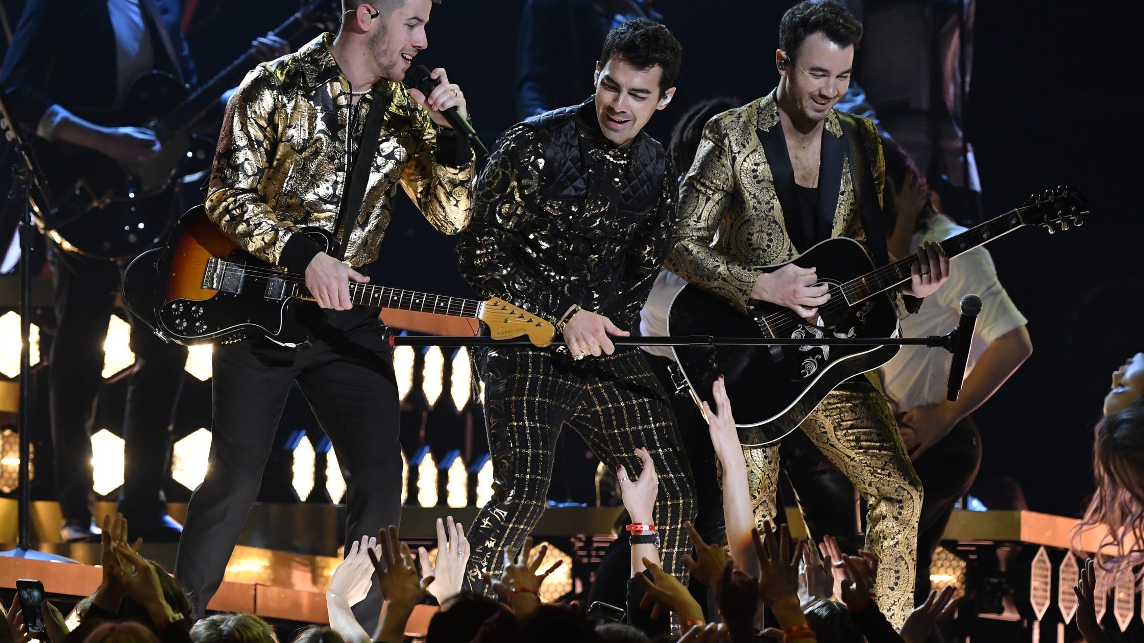 Jonas Brothers to perform Cowboys-Giants Thanksgiving halftime show