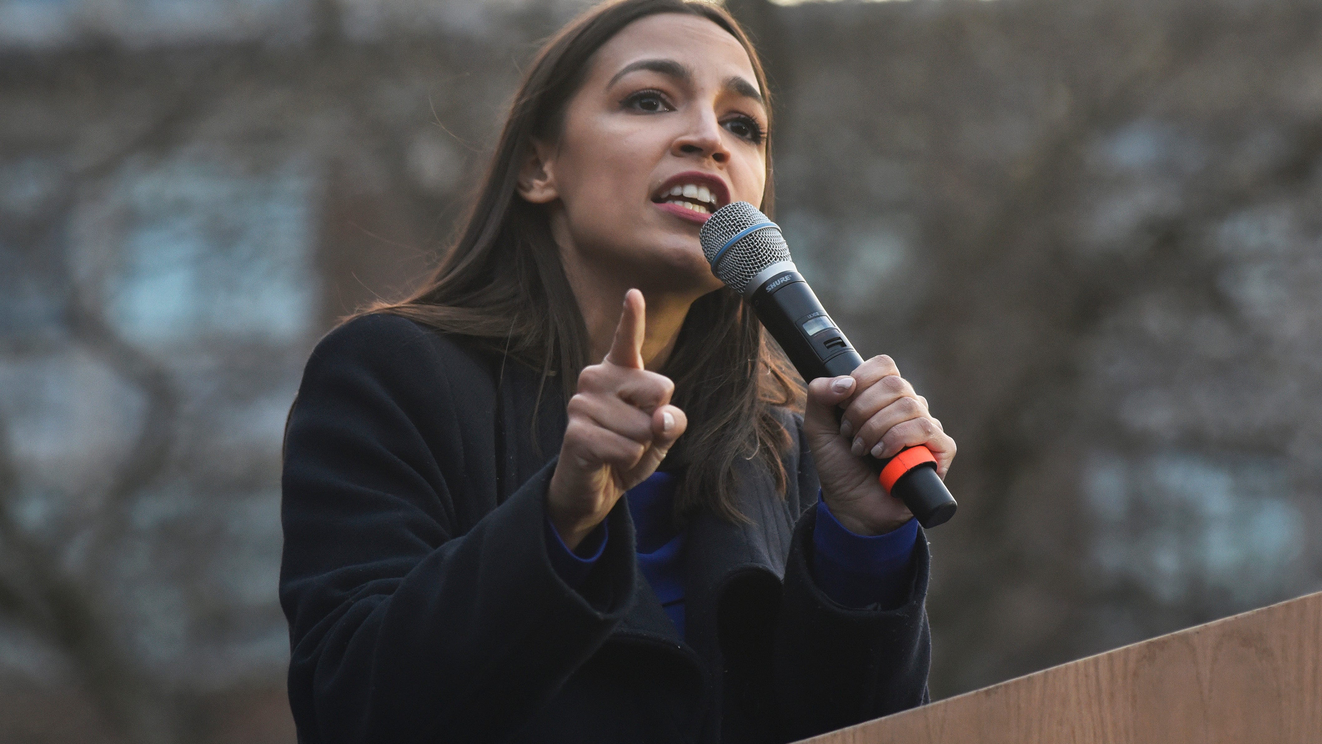 NY Dem party chair: AOC would 'absolutely' lose to Schumer