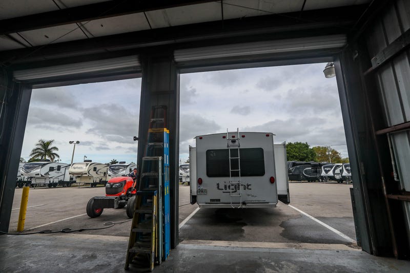 Police Chase After Man In Stolen RV In Green