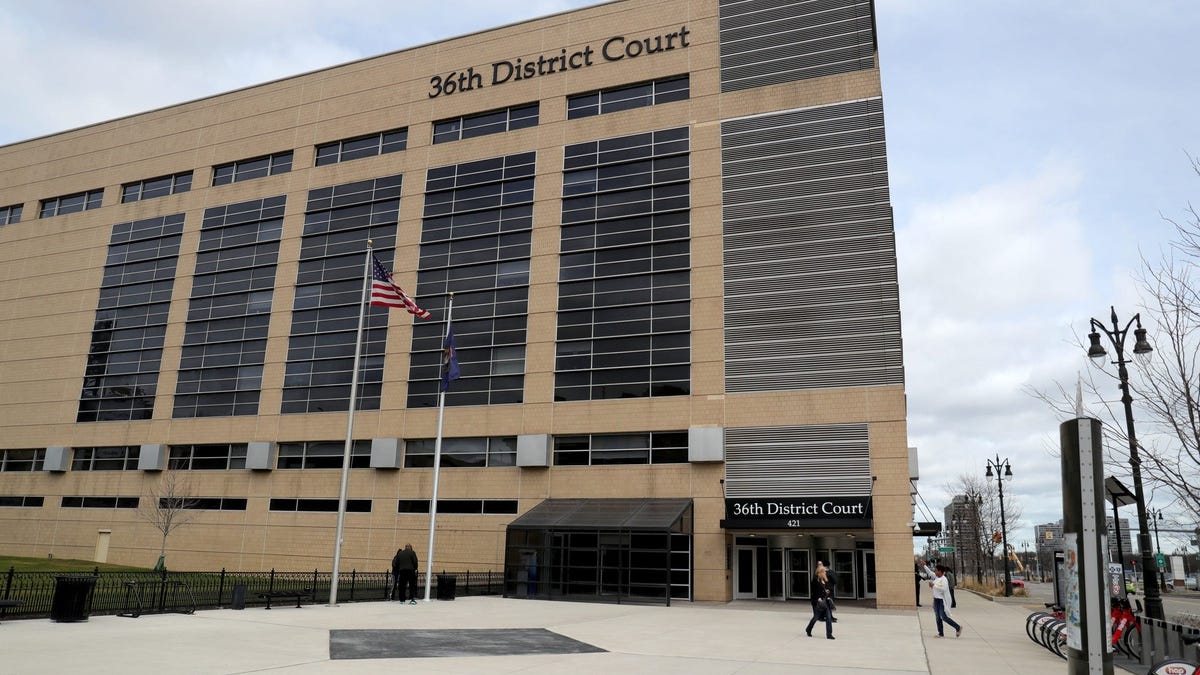 'All clear' given after bomb threat leads to evacuation of 36th District Court building downtown Detroit