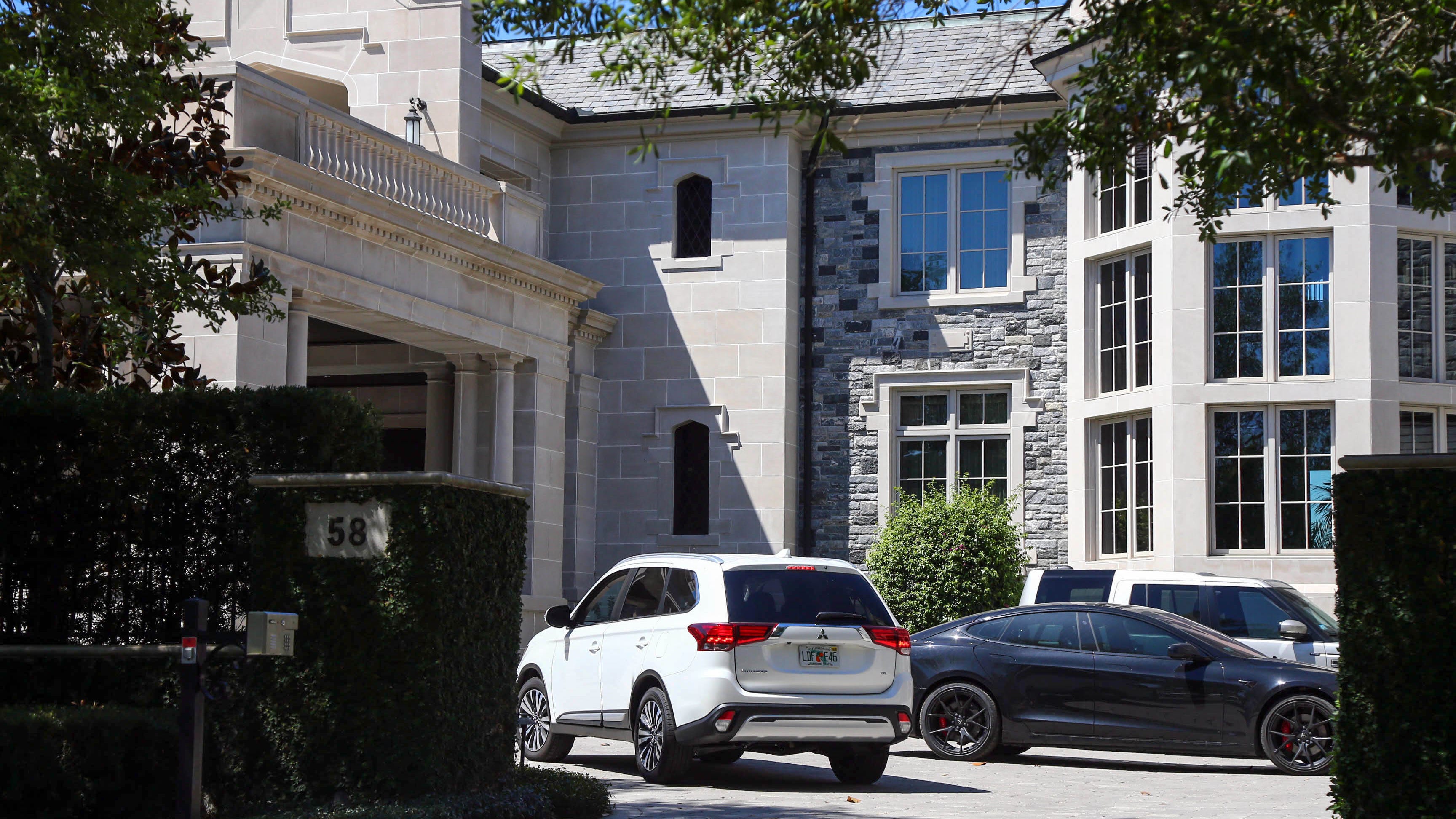 Derek Jeter's Tampa Mansion, Which Tom Brady Is Living in, Listed for $29 Million