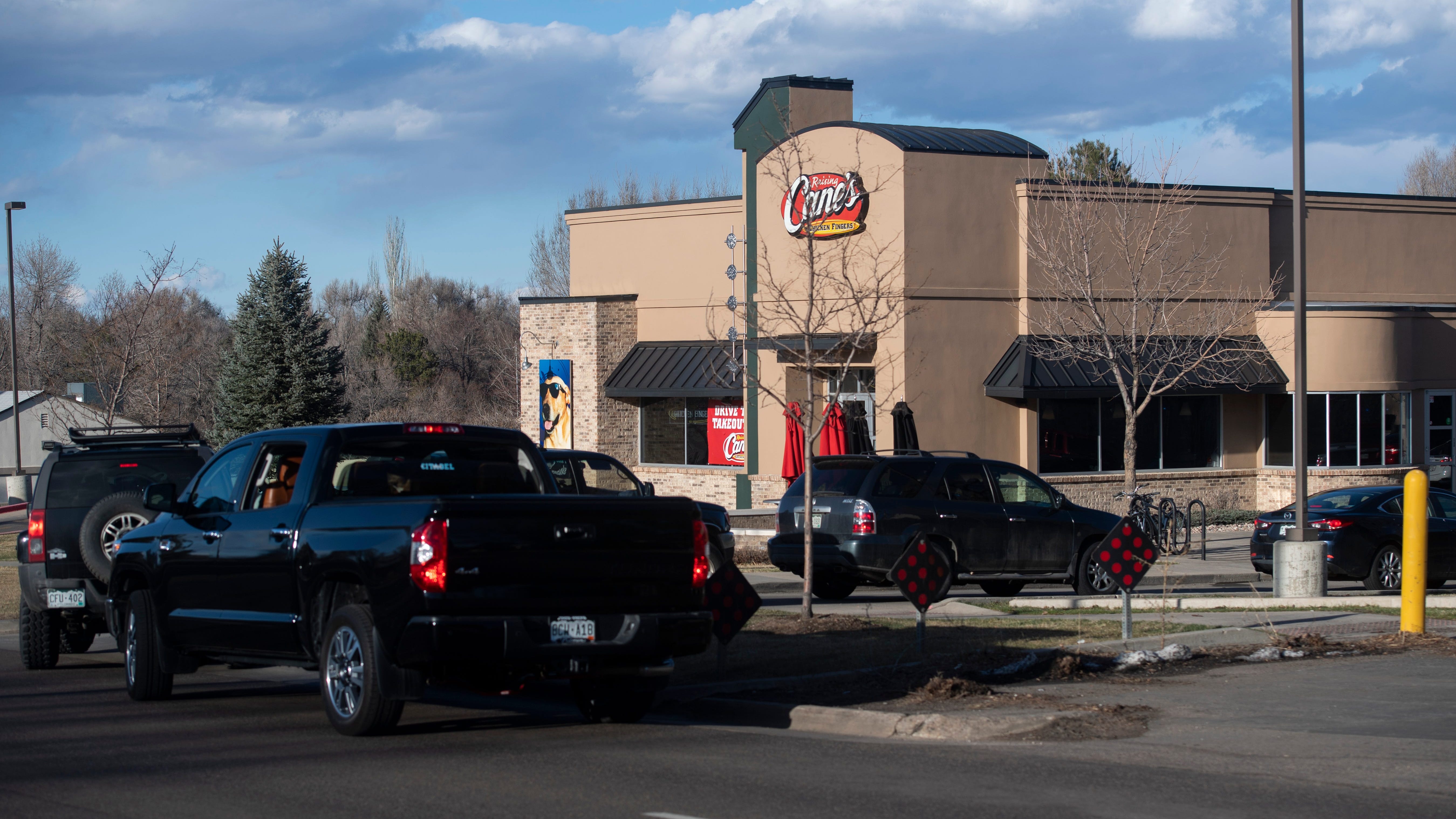 Raising Cane's to bring their popular chicken fingers to new Hayward location