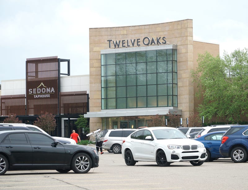 Twelve Oaks mall
