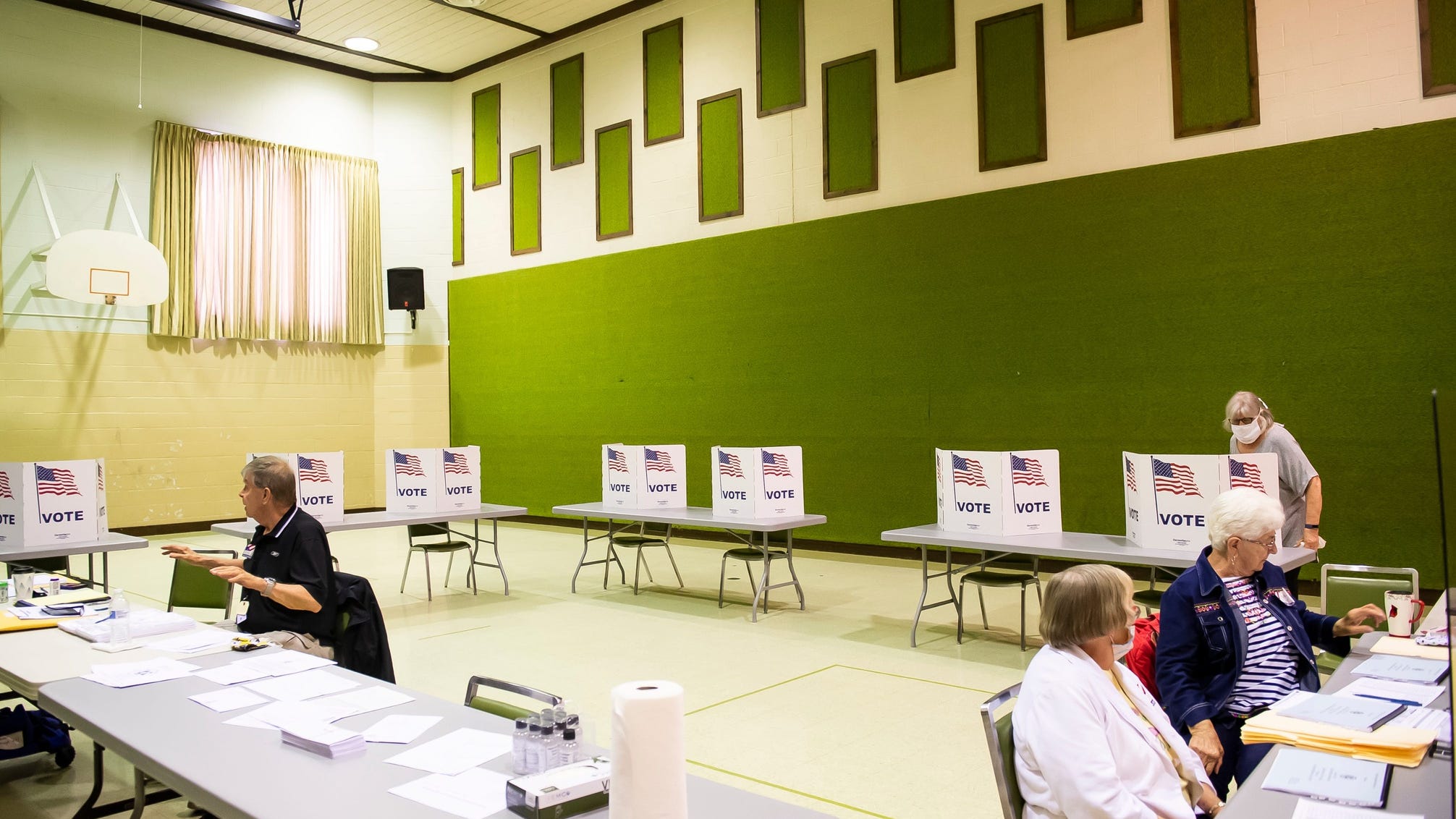 Bills on poll watchers, earlier presidential primary advance in Pennsylvania Legislature