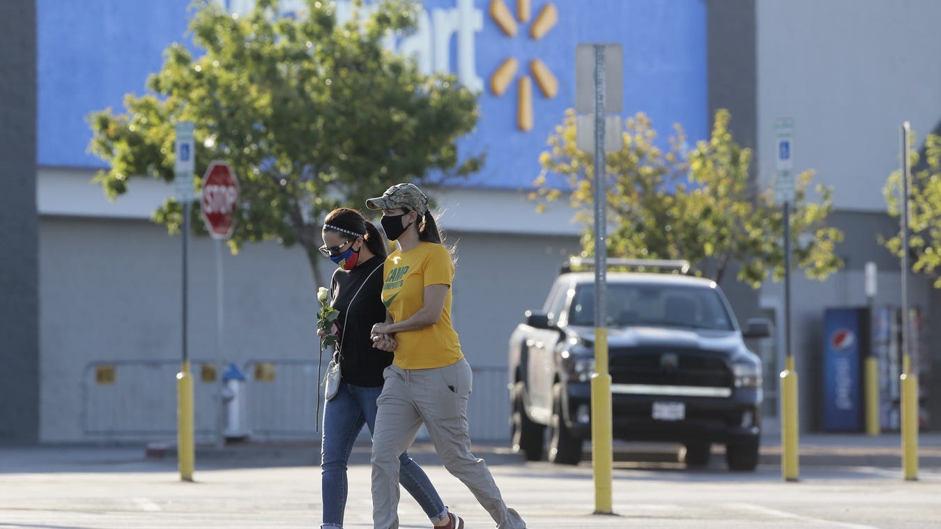 El Paso marks 2nd anniversary of mass shooting outside WalMart