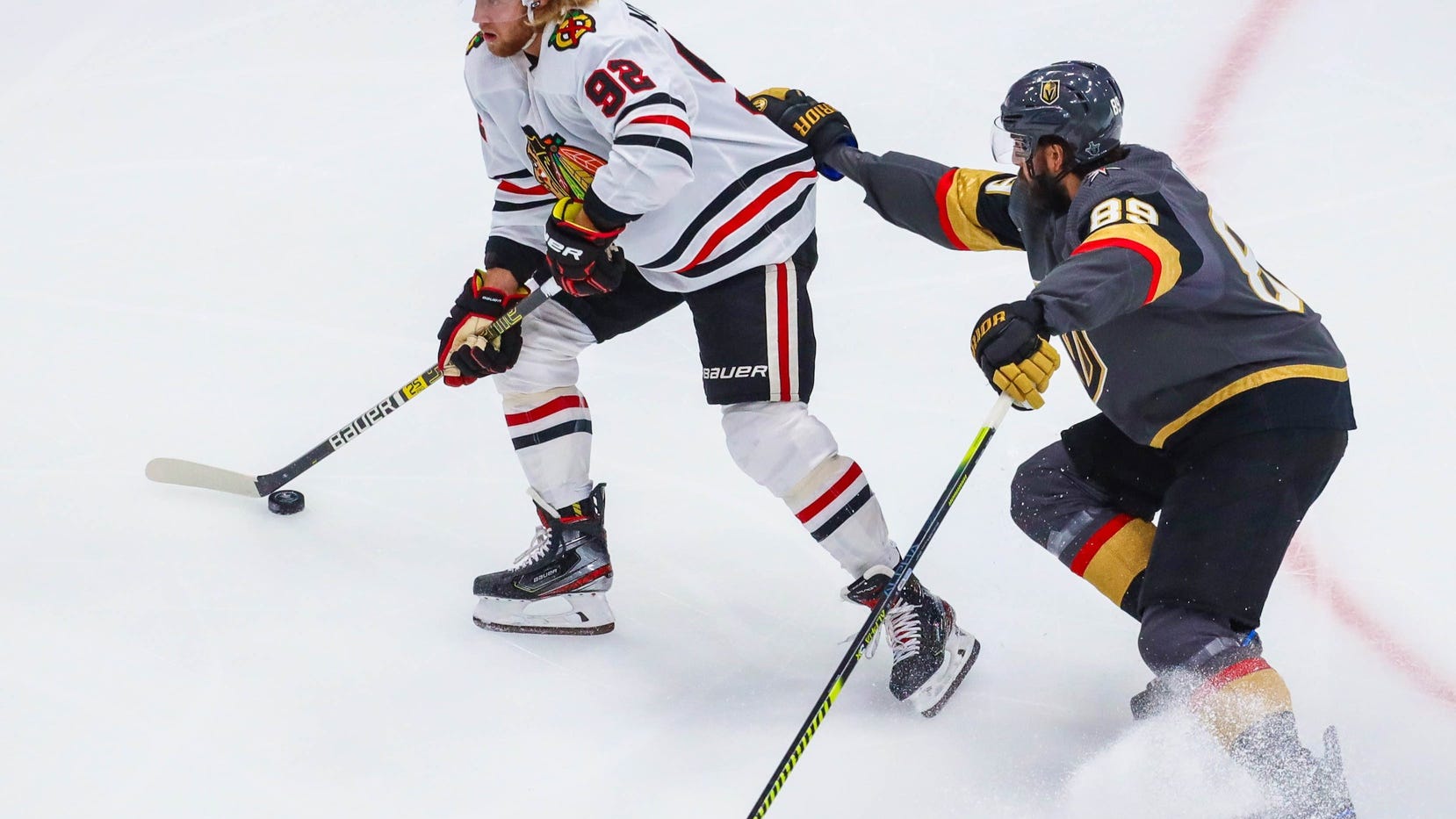 Penguins re-sign forward Alex Nylander