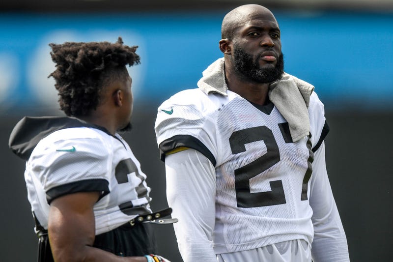 Running back Leonard Fournette