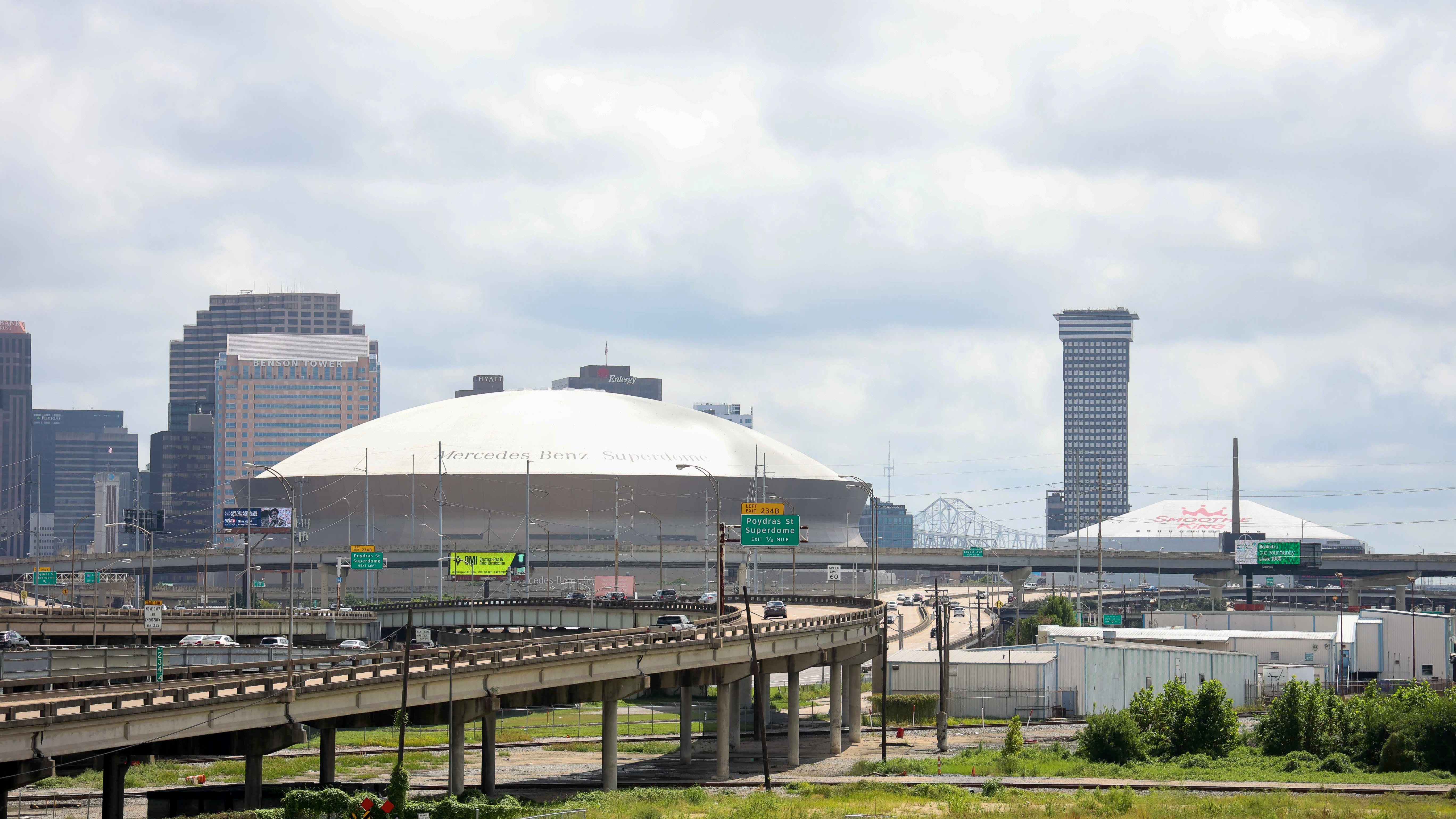 Saints will host Panthers in Mercedes-Benz Superdome, report says