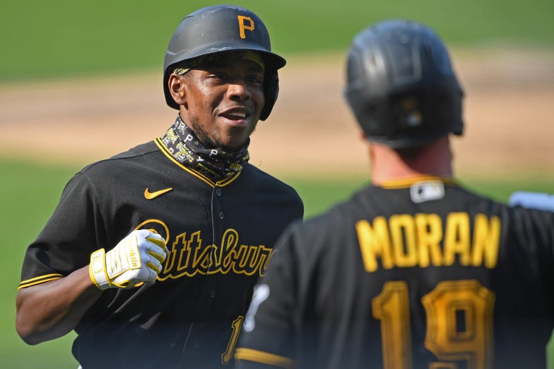 Ke'Bryan Hayes to fist bump Colin Moran