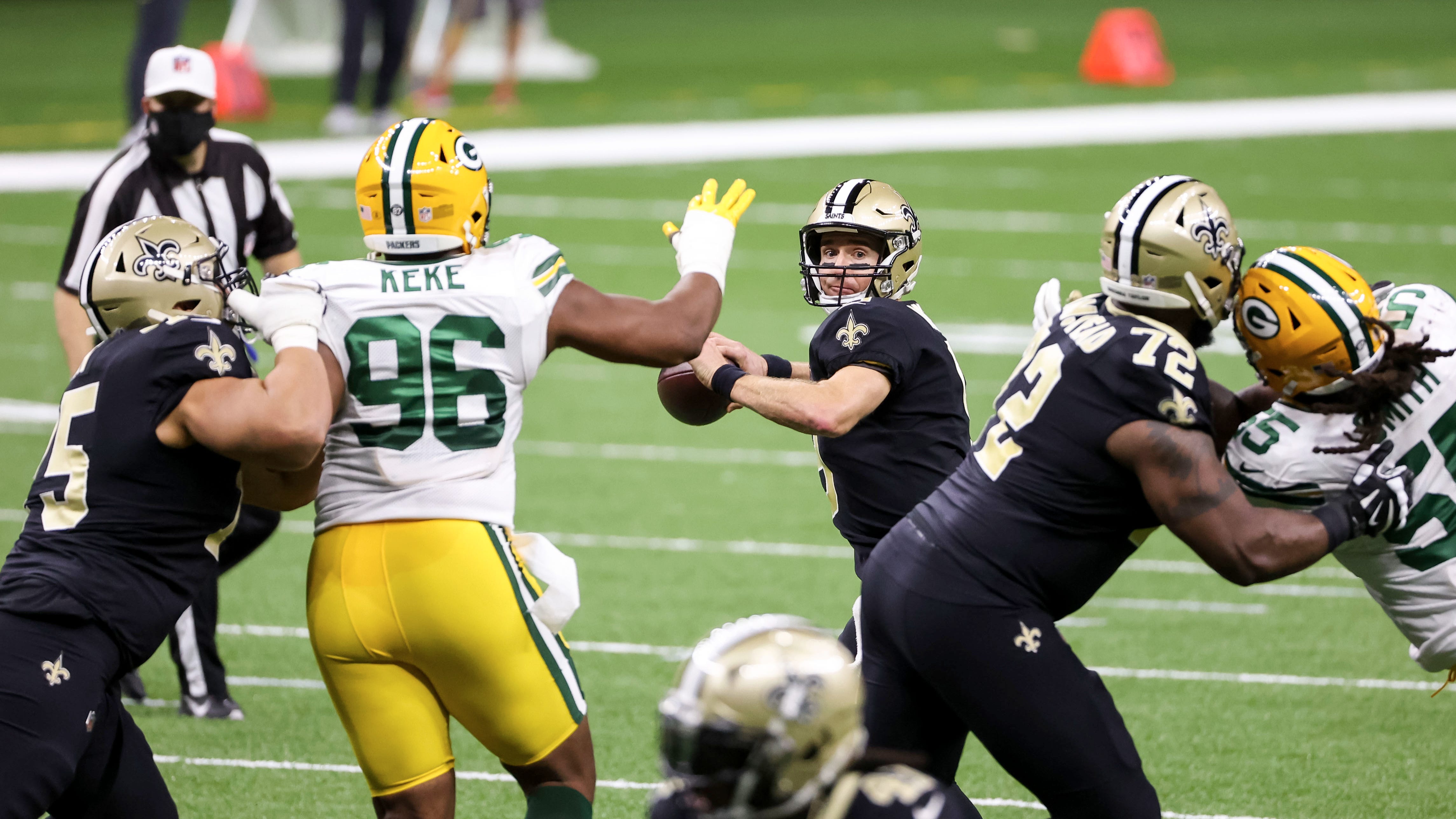 Saints point to lack of discipline, inconsistent play after loss to Packers