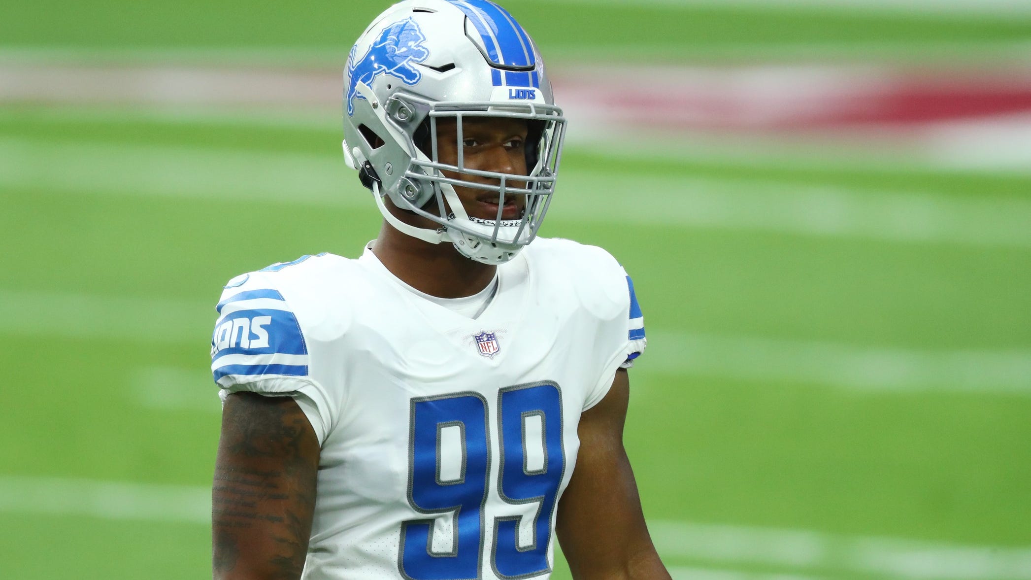 Lions get bad news, good news on defensive line