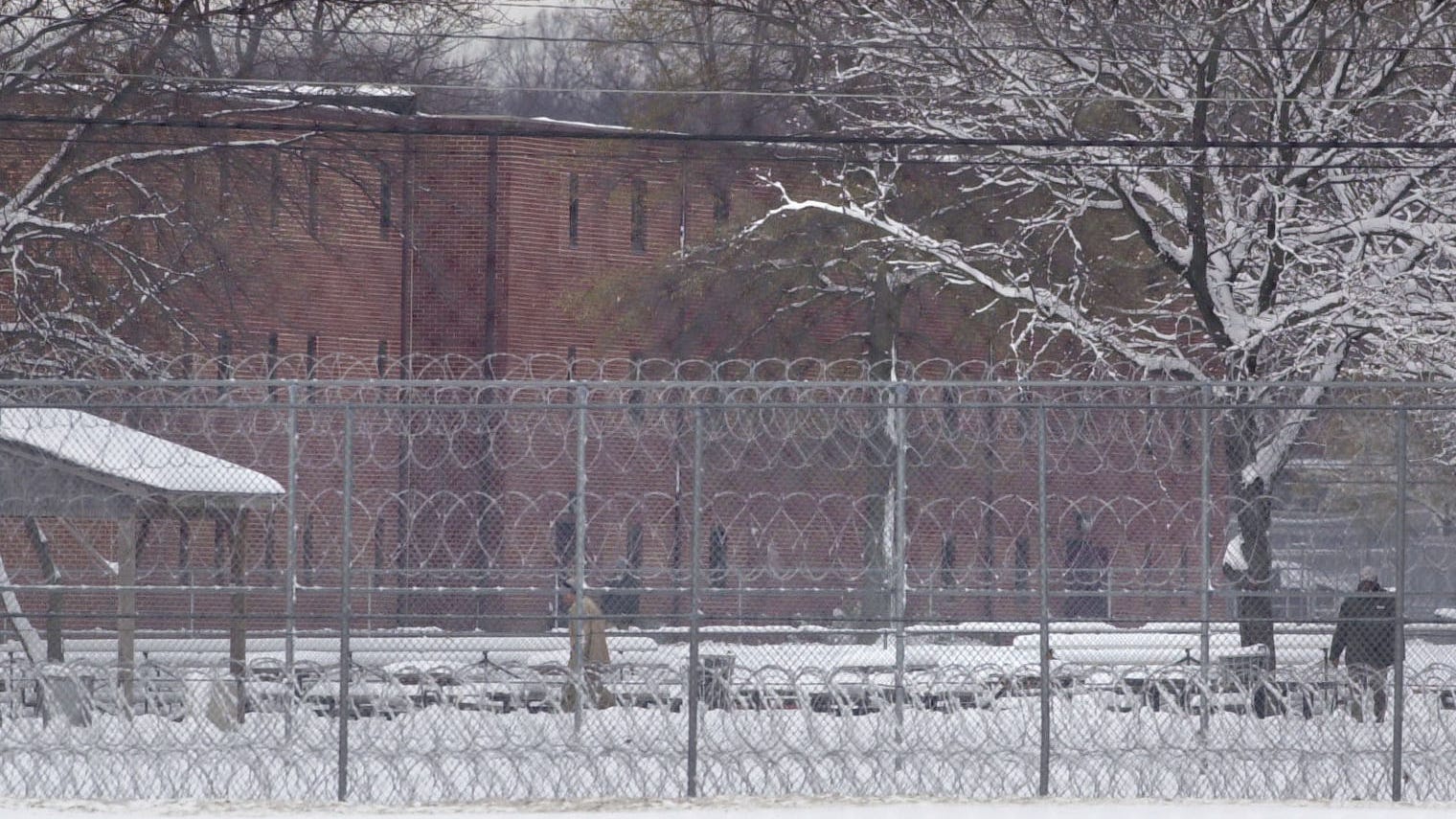 2nd ex-inmate pleads guilty in drone-smuggling scheme at NJ prison