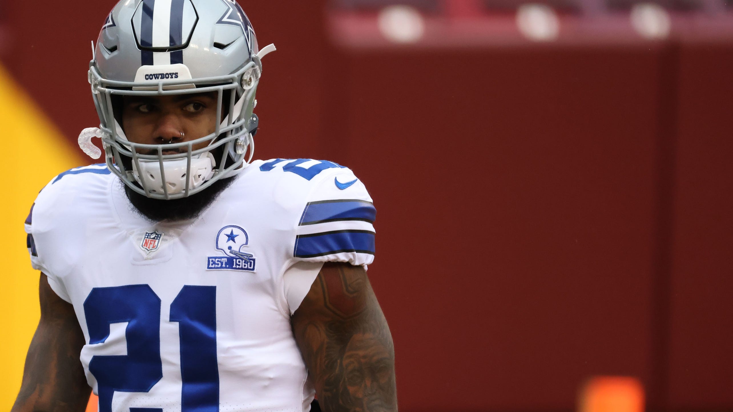 Cowboys RB Ezekiel Elliott cited after his dog bit 2 people