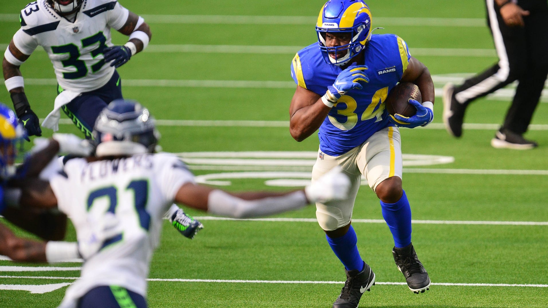 Saints make flurry of roster moves, add RB depth ahead of training camp opener