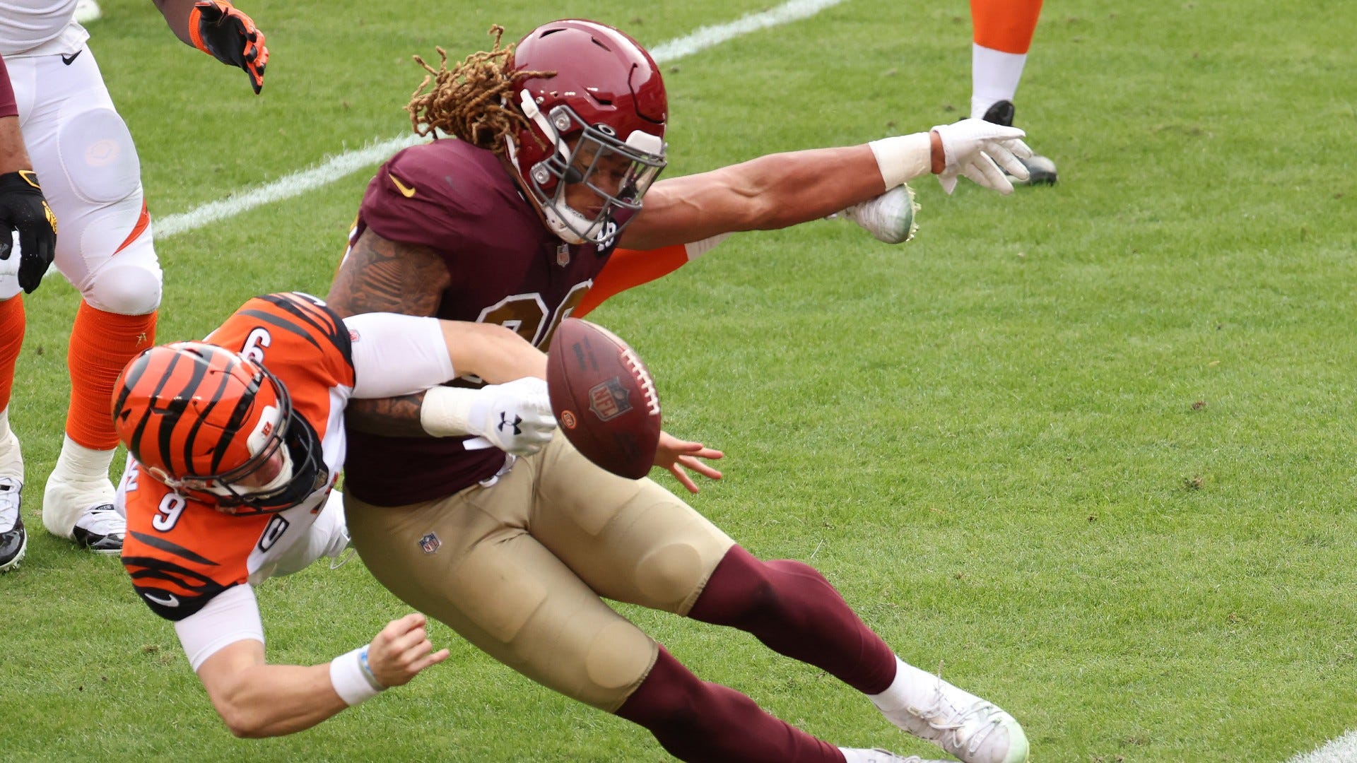 WATCH: Chase Young stuffs Joe Burrow at goal line on wildest play of NFL season