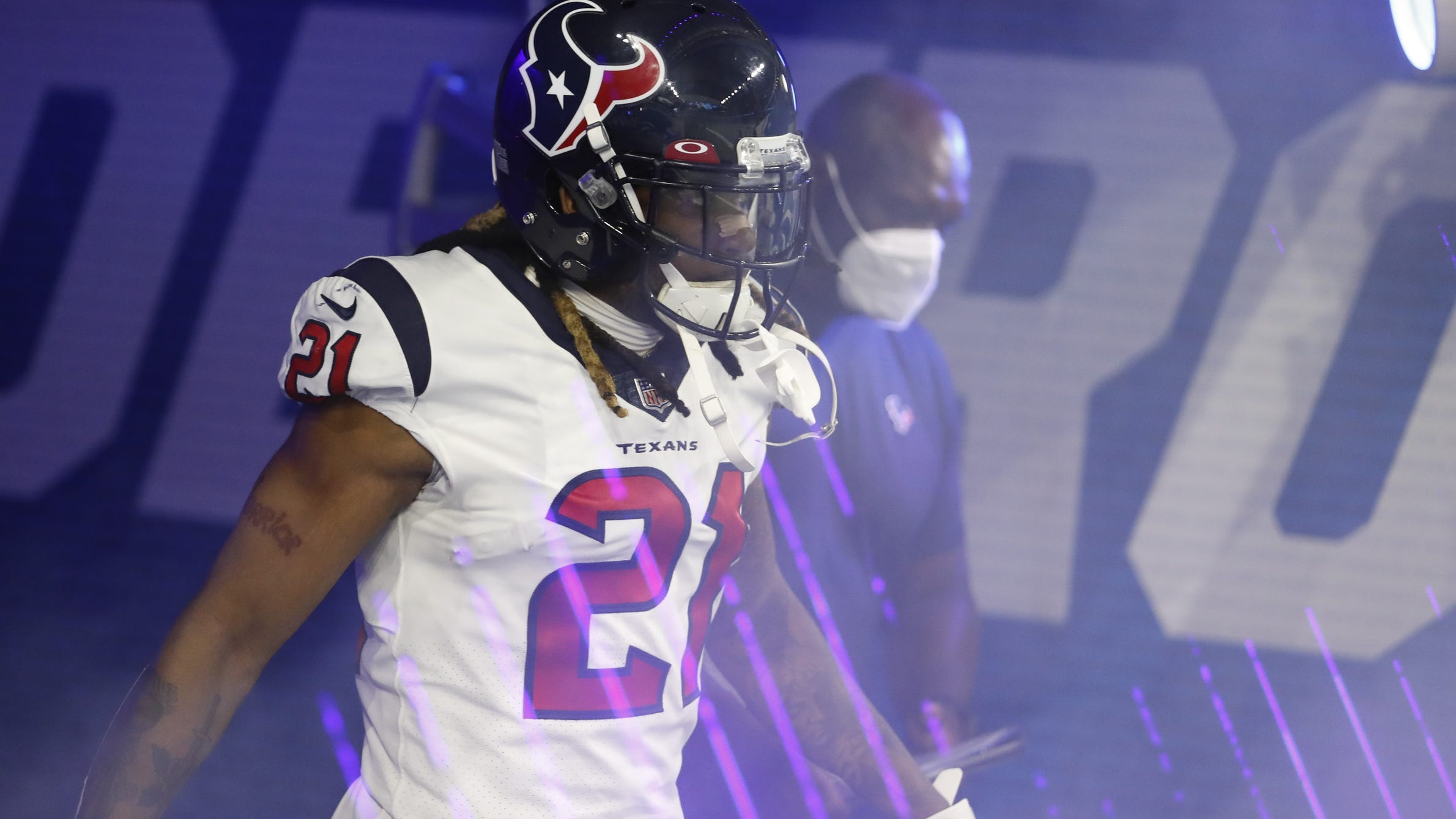 'I don’t understand it': Texans players react to Bradley Roby trade