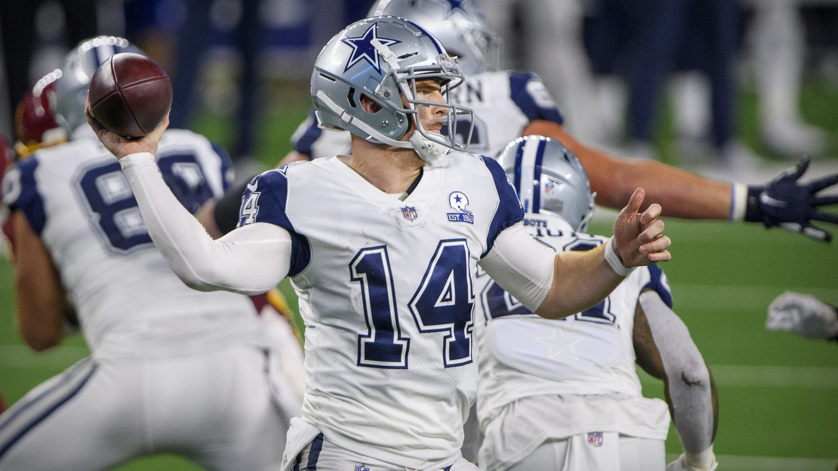 What are the Cowboys chances of winning NFC East?