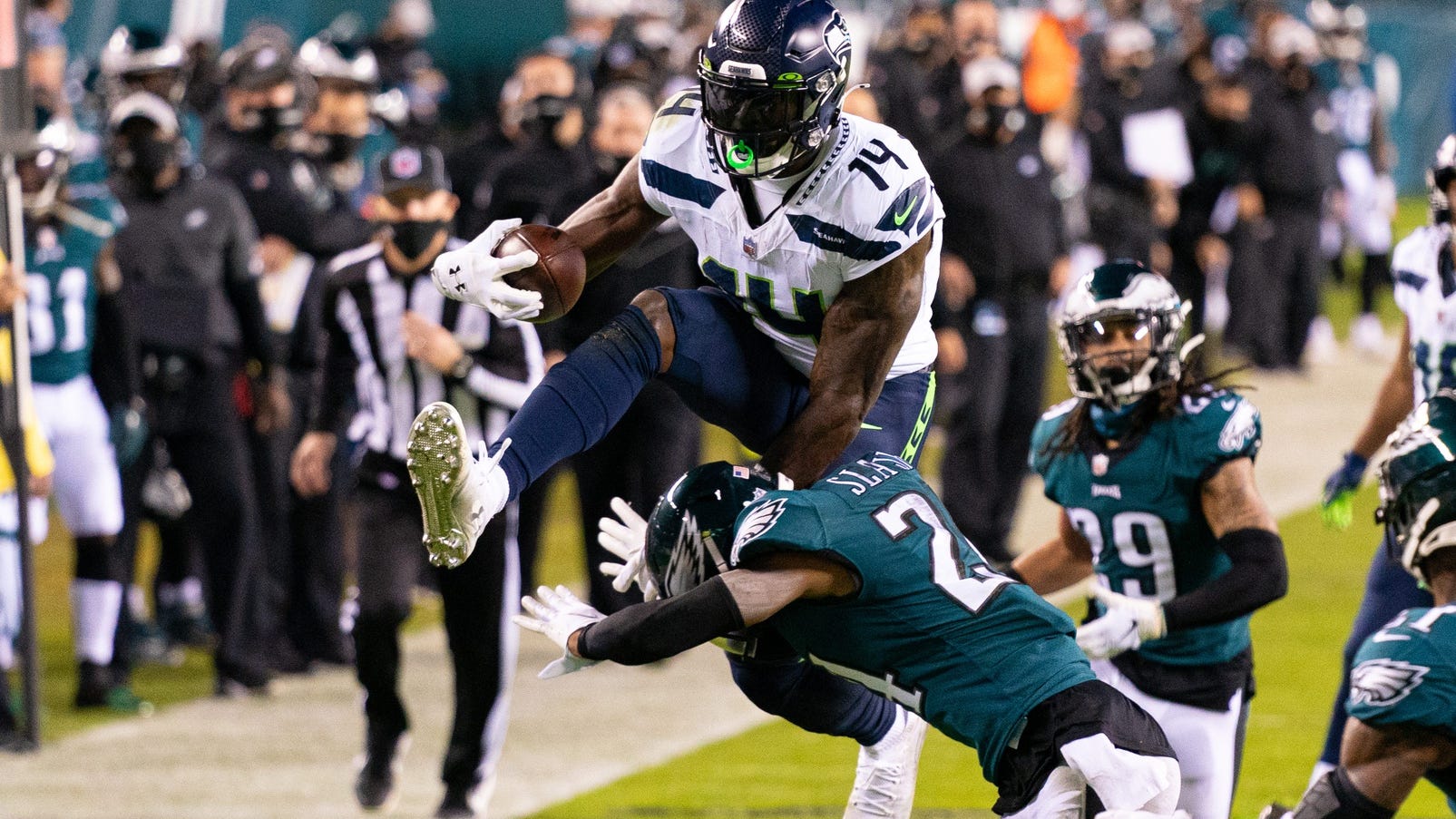 Misunderstood compliment puts Eagles' Schwartz in hot water with Seahawks wide receiver