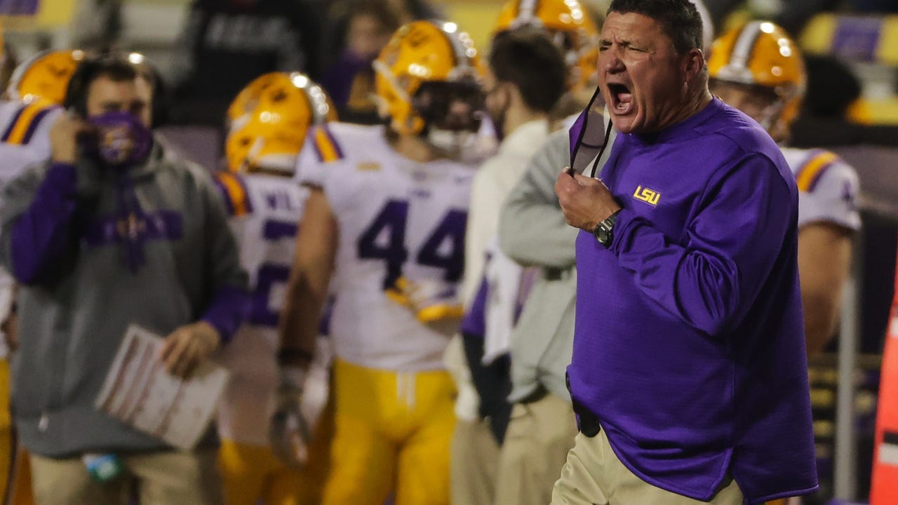 WATCH: Coach O shows frustration on the sidelines during LSU's game against Alabama