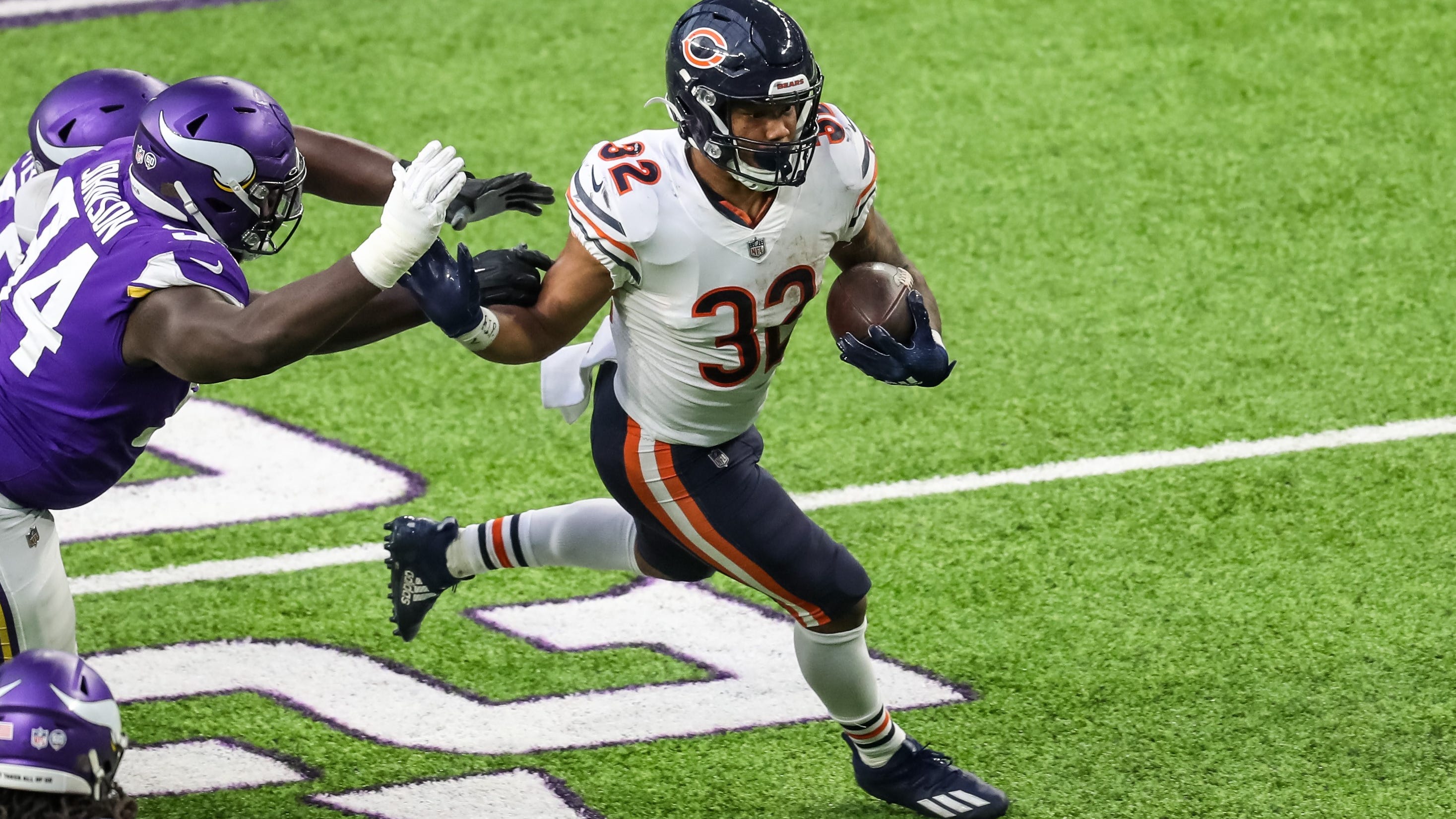David Montgomery stepping up big as Bears commit to running game